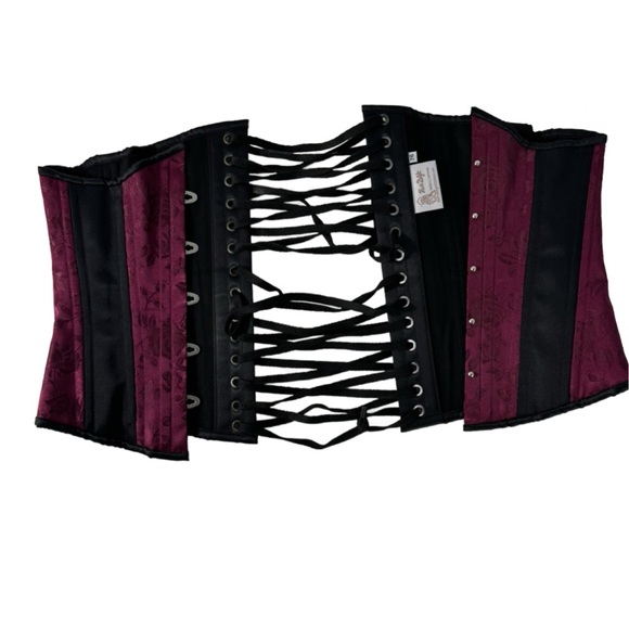 Hearts Delight Corset - Picture 9 of 10